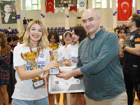 Rektörlük Kupası Marmara Cup25 Voleybol Şampiyonu AEF